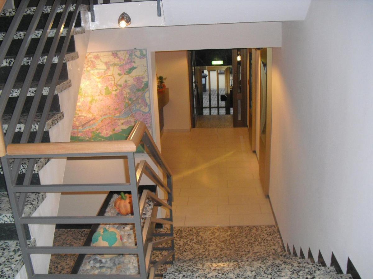 Hotel Huebler Frankfurt am Main Bagian luar foto