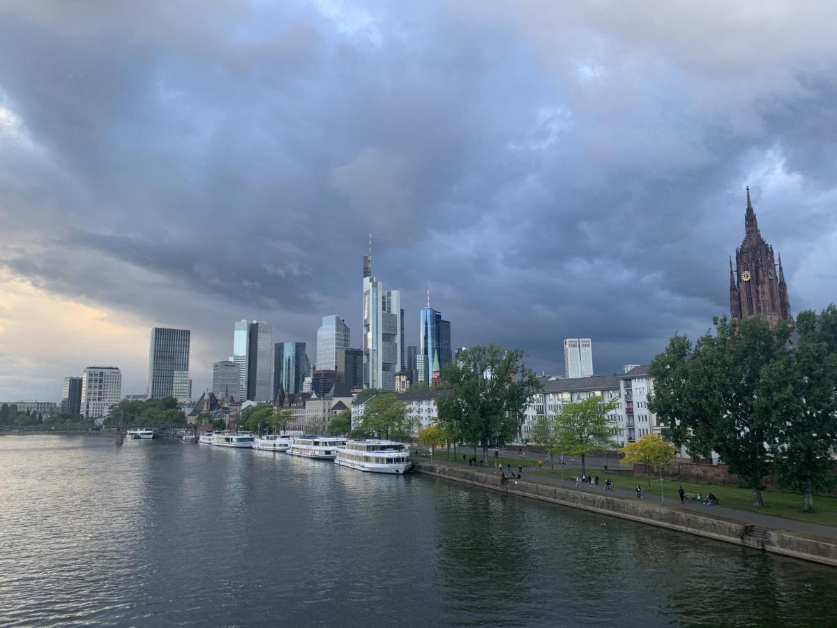 Hotel Huebler Frankfurt am Main Bagian luar foto