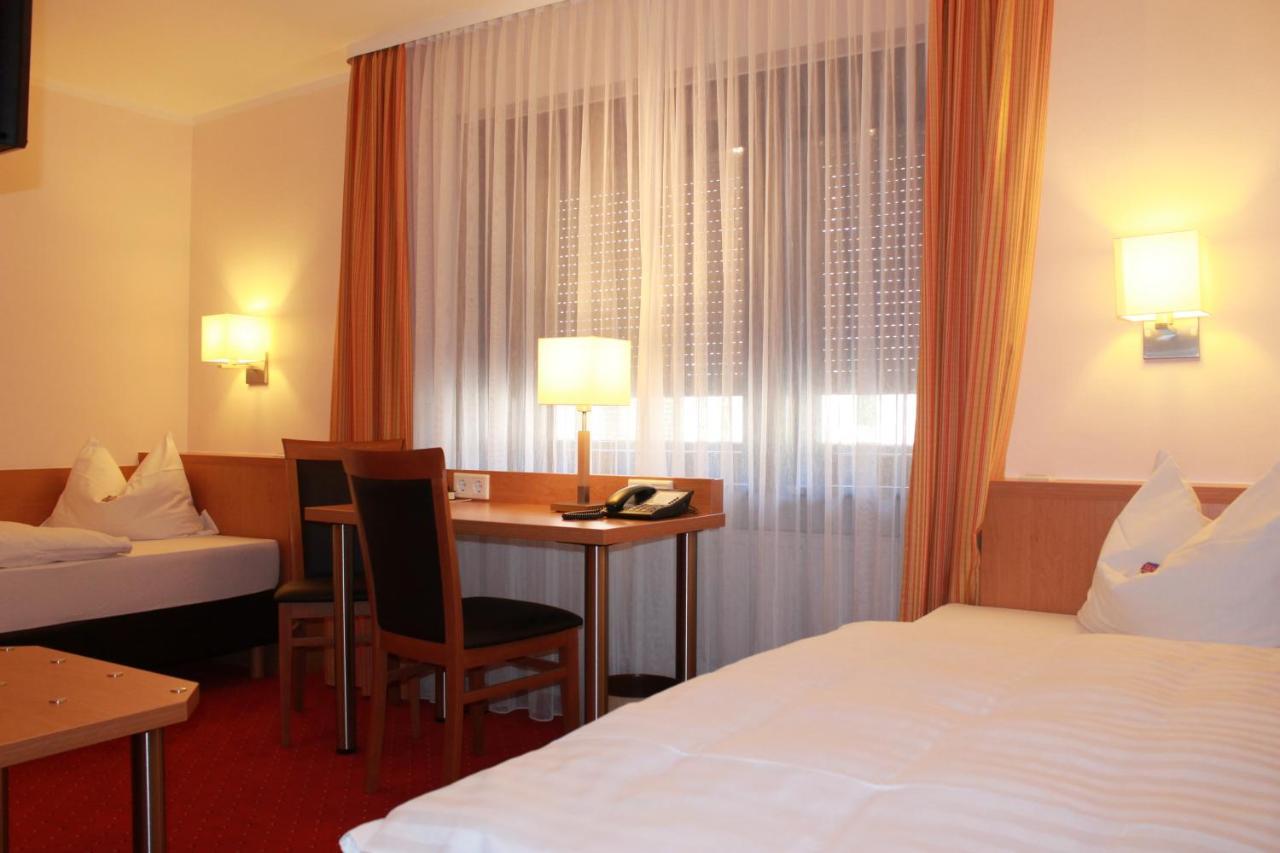 Hotel Huebler Frankfurt am Main Bagian luar foto